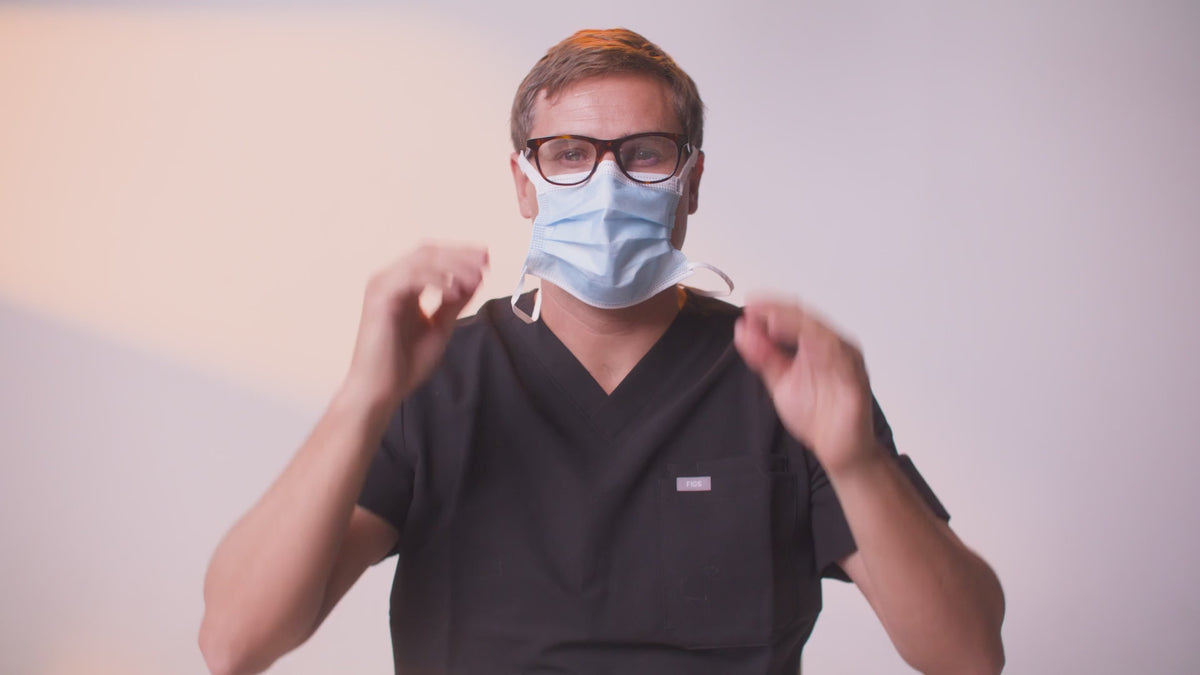 SLEEVZ disposable face mask attaching to glasses
